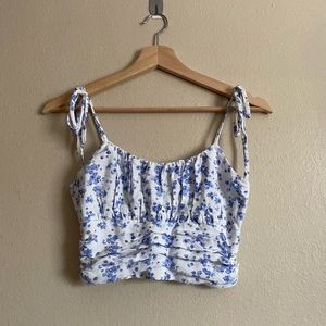 Forever 21 ruched floral crop top